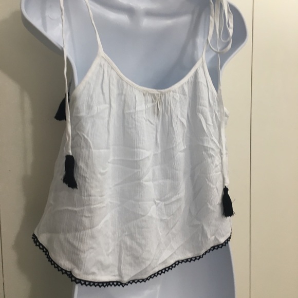 Forever 21 small white & navy tassel tie tank top - Picture 7 of 7